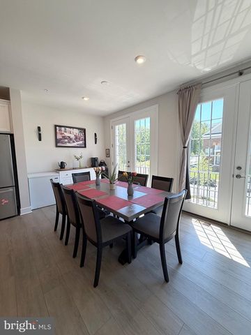 10802 FOXTROT CIR, Upper Marlboro, MD 20772