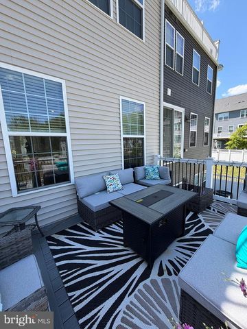 10802 FOXTROT CIR, Upper Marlboro, MD 20772