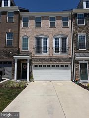 10802 FOXTROT CIR, Upper Marlboro, MD 20772