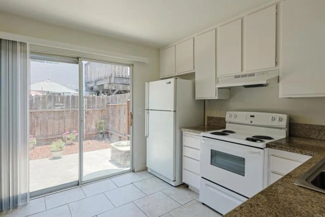 10139 Carefree Dr, Santee, CA 92071