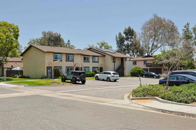 10139 Carefree Dr, Santee, CA 92071