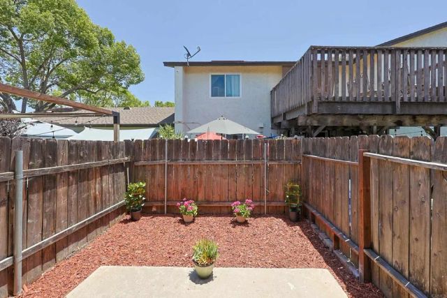 10139 Carefree Dr, Santee, CA 92071