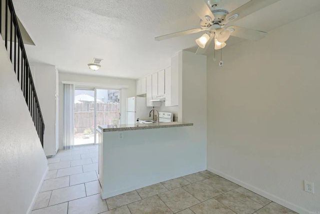 10139 Carefree Dr, Santee, CA 92071