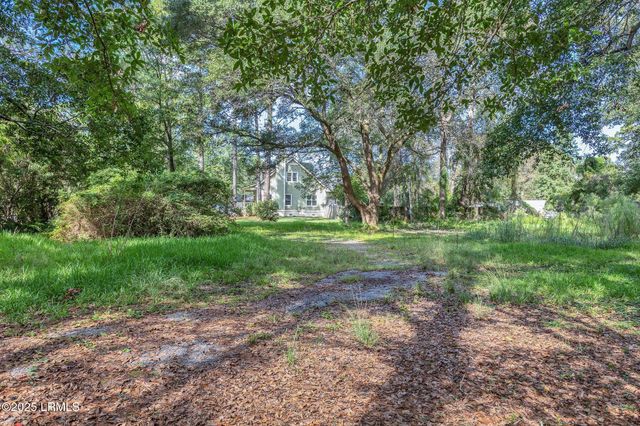 24 Hildebrand Drive, Bluffton, SC 29910