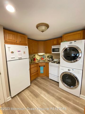 703 SW Central Avenue 105, Seaside Park, NJ 08752