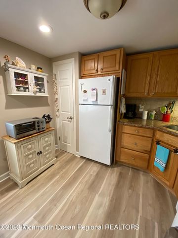 703 SW Central Avenue 105, Seaside Park, NJ 08752