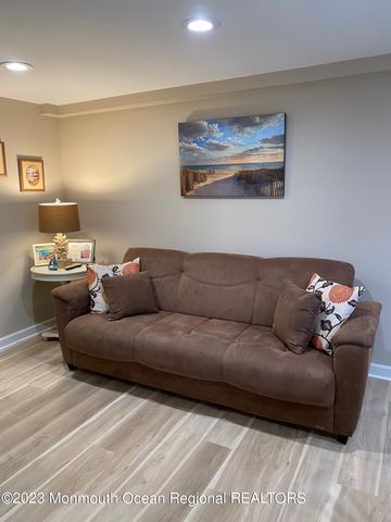 703 SW Central Avenue 105, Seaside Park, NJ 08752