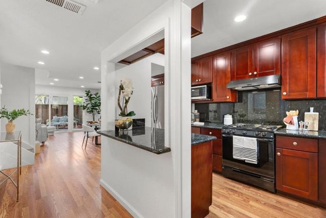 10323 Mary Avenue, Cupertino, CA 95014