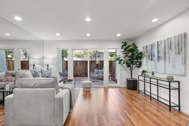 10323 Mary Avenue, Cupertino, CA 95014