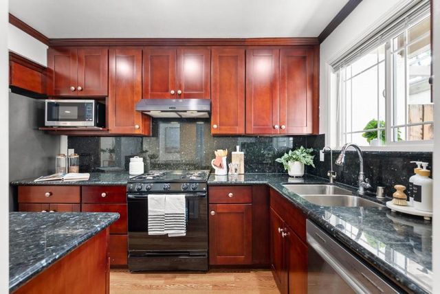 10323 Mary Avenue, Cupertino, CA 95014