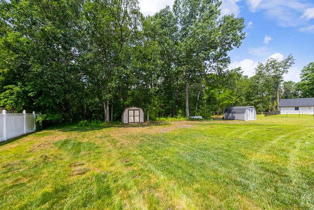 75 LAKESHORE DR, Hammonton, NJ 08037