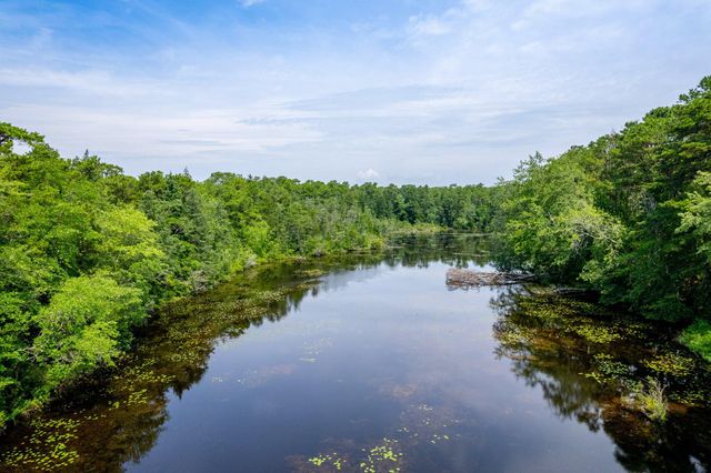 75 LAKESHORE DR, Hammonton, NJ 08037