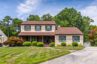 75 LAKESHORE DR, Hammonton, NJ 08037