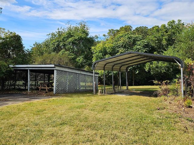 1810 Scuffling Hill RD, Rocky Mount, VA 24151