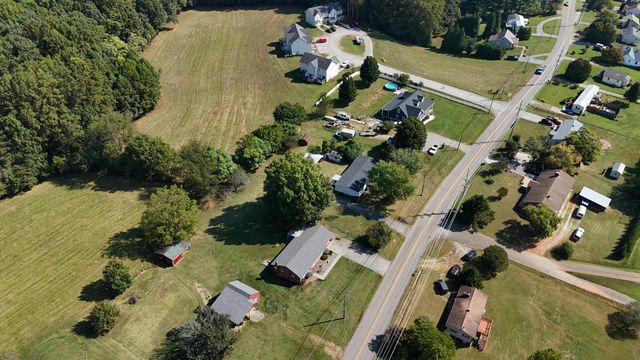 1810 Scuffling Hill RD, Rocky Mount, VA 24151