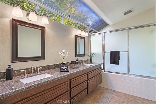40 Prairie Falcon, Aliso Viejo, CA 92656
