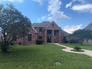 8390 Winnsboro Circle, Beaumont, TX 77713