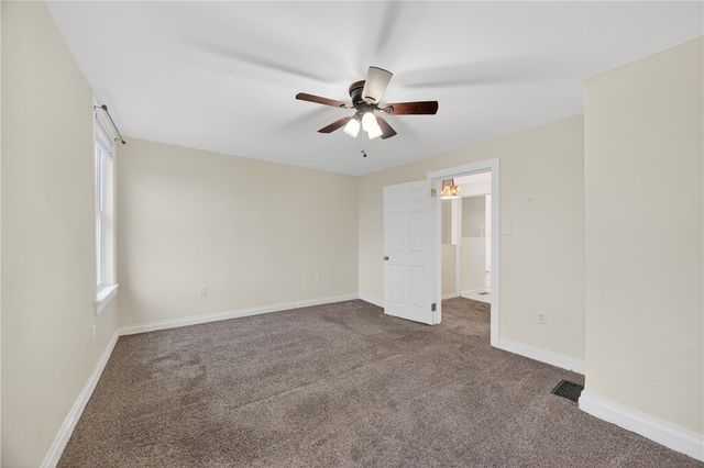 225 Kaercher St, Greenfield, PA 15207