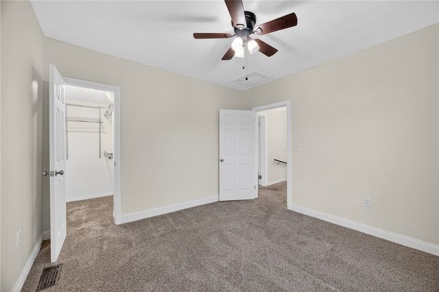 225 Kaercher St, Greenfield, PA 15207