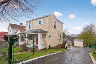 225 Kaercher St, Greenfield, PA 15207