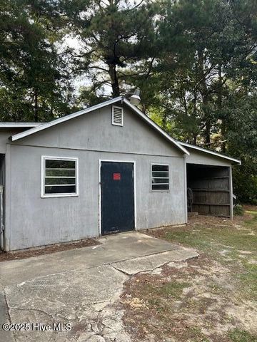 2093 Burney Ford Road, Clarkton, NC 28433