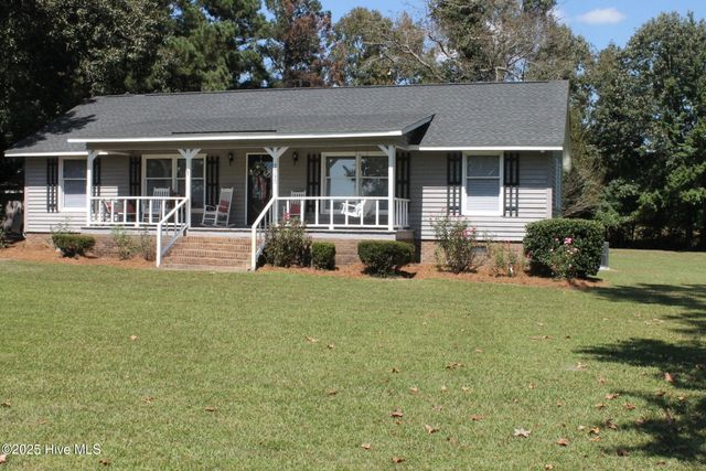 2093 Burney Ford Road, Clarkton, NC 28433