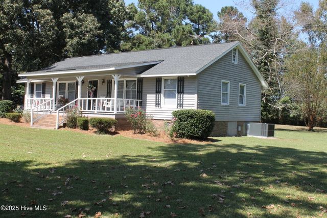 2093 Burney Ford Road, Clarkton, NC 28433