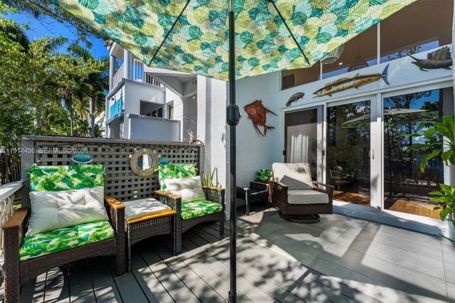 2404 NE 135th St 2404, North Miami, FL 33181