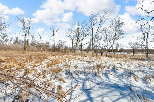 2825 18TH ST SW, Cedar Rapids, IA 52404