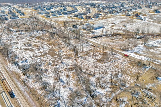 2825 18TH ST SW, Cedar Rapids, IA 52404