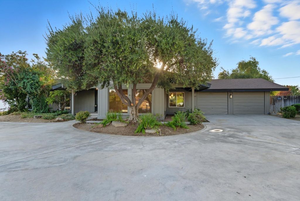 18578 Farallon Road, Madera, CA 93638