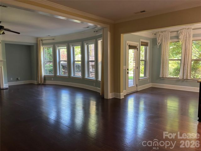 8811 Tamarron Drive, Charlotte, NC 28277