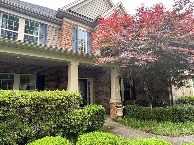8811 Tamarron Drive, Charlotte, NC 28277