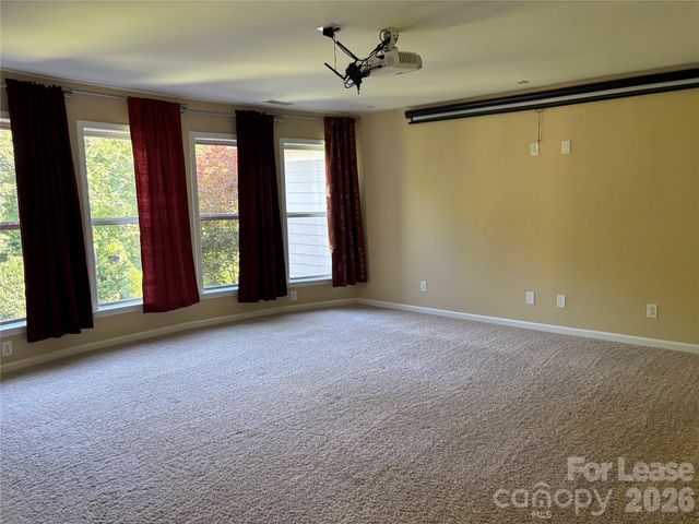 8811 Tamarron Drive, Charlotte, NC 28277