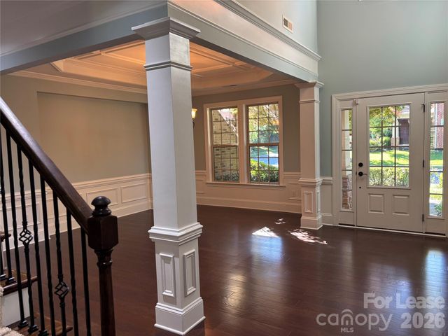 8811 Tamarron Drive, Charlotte, NC 28277