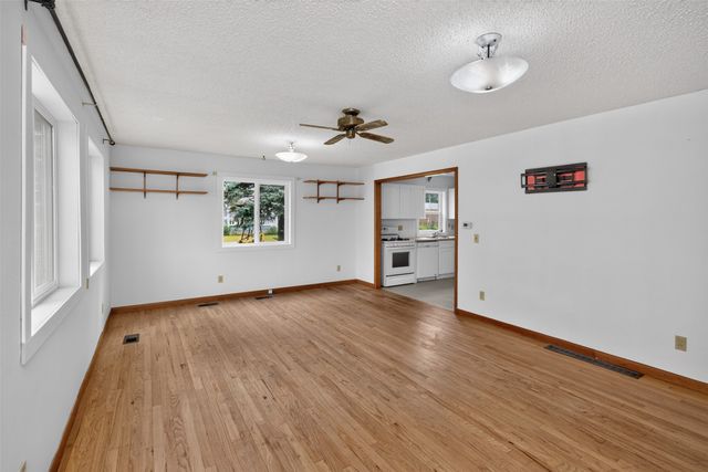 31578 Market Street, Garden City, IA 50102