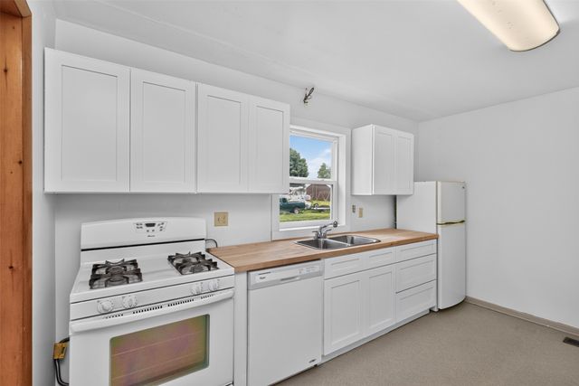31578 Market Street, Garden City, IA 50102
