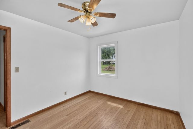31578 Market Street, Garden City, IA 50102