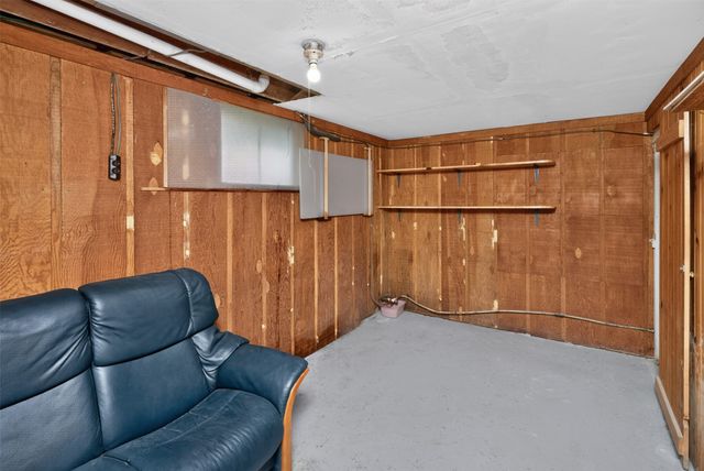 31578 Market Street, Garden City, IA 50102