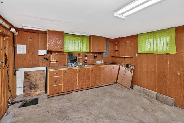 31578 Market Street, Garden City, IA 50102