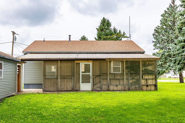 31578 Market Street, Garden City, IA 50102