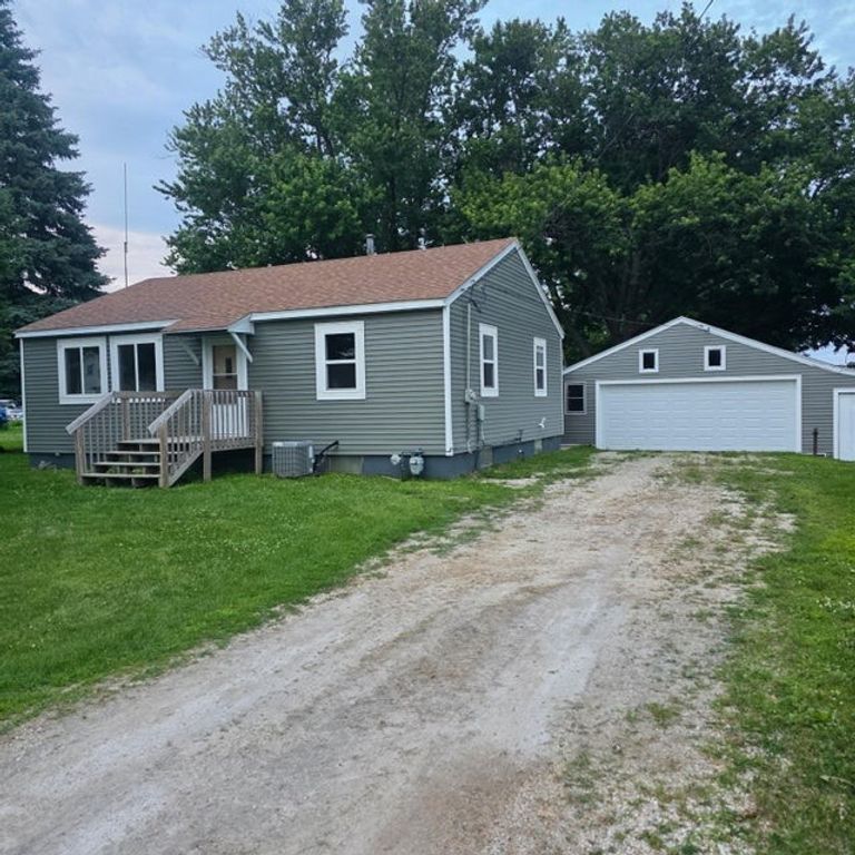 31578 Market Street, Garden City, IA 50102