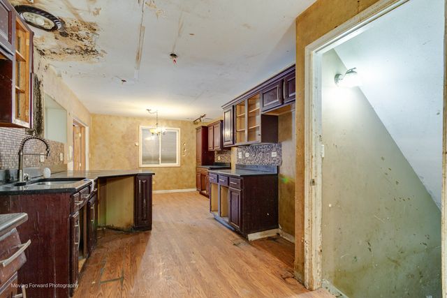 15264 Greenwood Road, Dolton, IL 60419