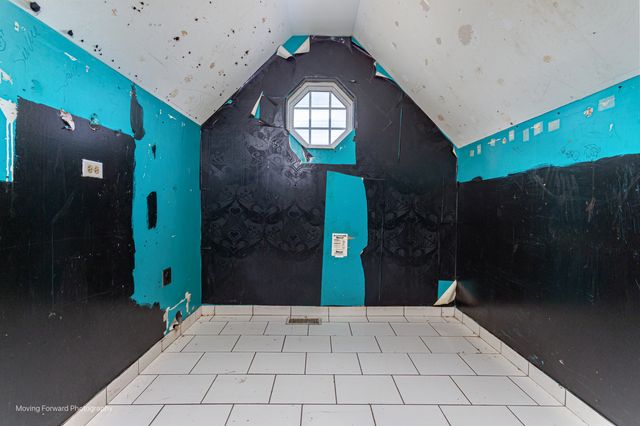 15264 Greenwood Road, Dolton, IL 60419