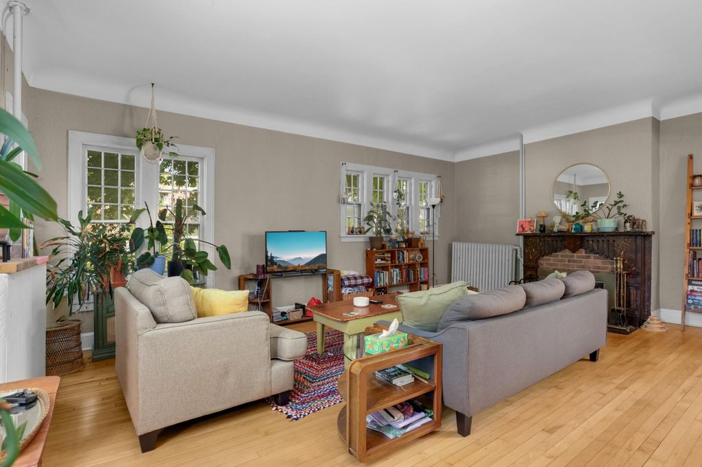 116 Lexington Parkway N, Saint Paul, MN 55104 — photo 2