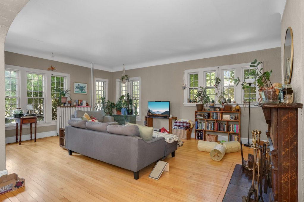116 Lexington Parkway N, Saint Paul, MN 55104 — photo 3