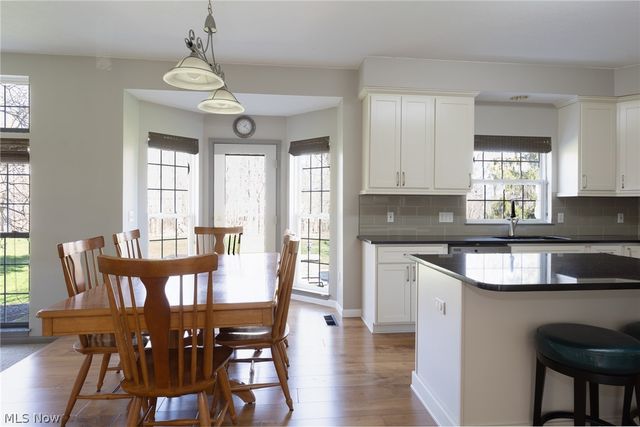 5178 Glenmoore Way, Medina, OH 44256