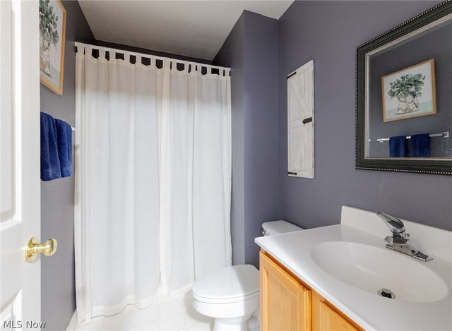 5178 Glenmoore Way, Medina, OH 44256