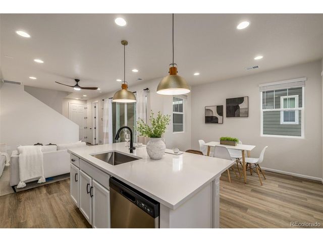 5358 Routt St B, Arvada, CO 80002