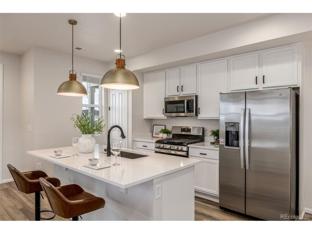 5358 Routt St B, Arvada, CO 80002